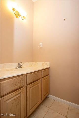 588 Forest Creek Drive, Wooster, OH 44691