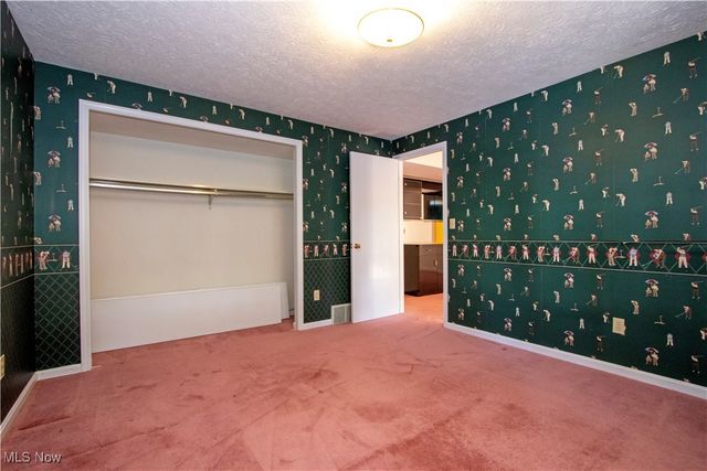 588 Forest Creek Drive, Wooster, OH 44691