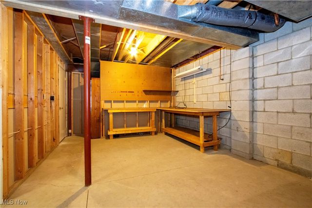 588 Forest Creek Drive, Wooster, OH 44691