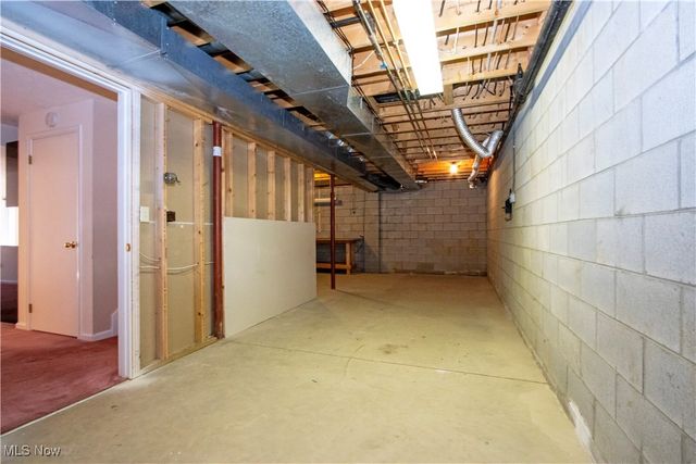 588 Forest Creek Drive, Wooster, OH 44691