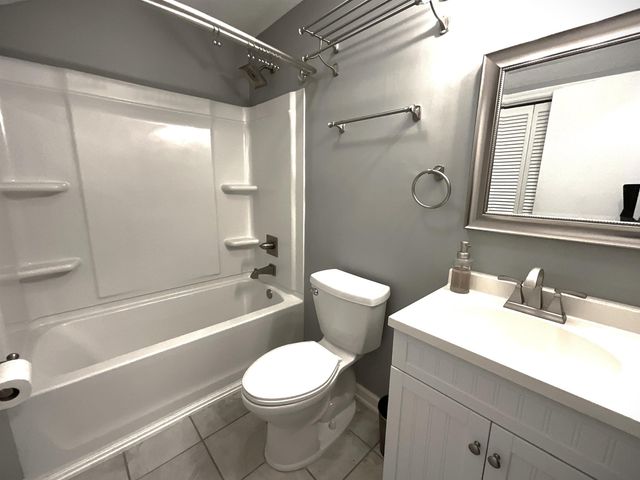 1880 Colony Dr Apt 11O, Surfside Beach, SC 29575