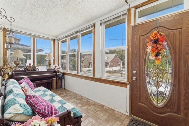 73 E 6Th St, Clifton City, NJ 07011