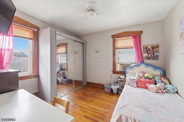 73 E 6Th St, Clifton City, NJ 07011