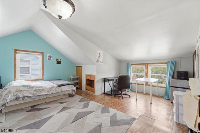 73 E 6Th St, Clifton City, NJ 07011