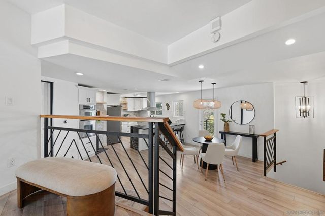 9257 Dillon Dr, La Mesa, CA 91941