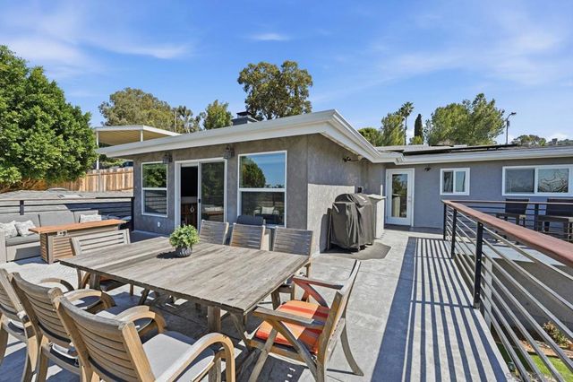 9257 Dillon Dr, La Mesa, CA 91941