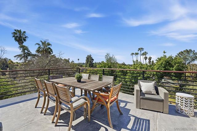 9257 Dillon Dr, La Mesa, CA 91941