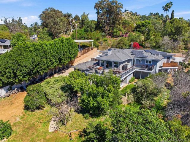 9257 Dillon Dr, La Mesa, CA 91941