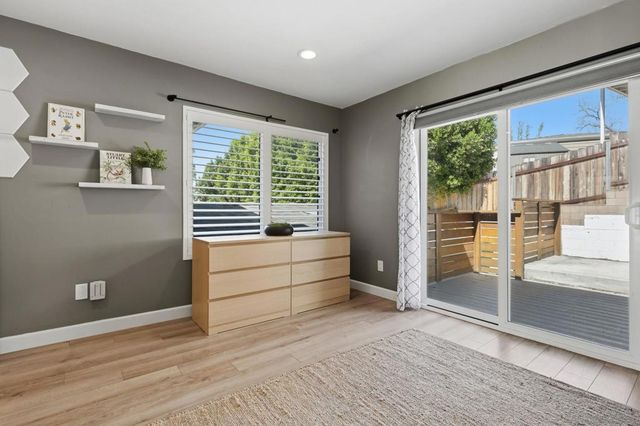 9257 Dillon Dr, La Mesa, CA 91941