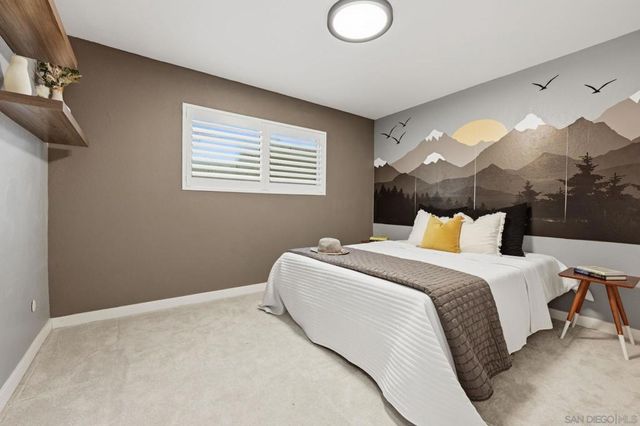 9257 Dillon Dr, La Mesa, CA 91941