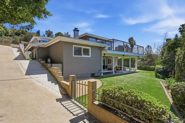 9257 Dillon Dr, La Mesa, CA 91941