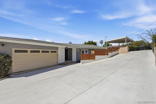 9257 Dillon Dr, La Mesa, CA 91941