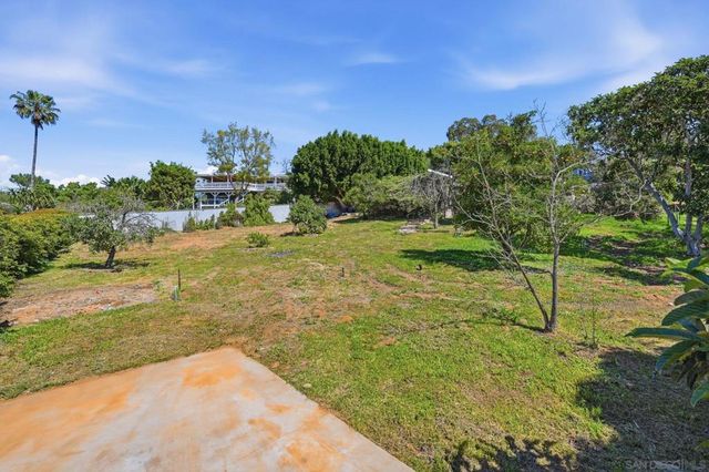 9257 Dillon Dr, La Mesa, CA 91941