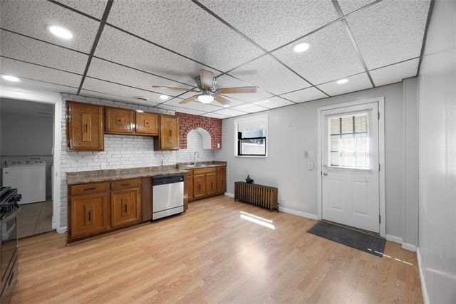 137 S 12th St, Pittsburgh, PA 15203