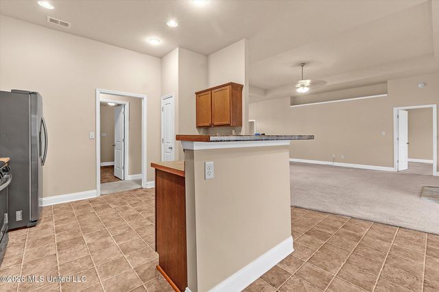 8699 N Courtly Circle, Olive Branch, MS 38654