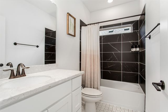 1812 Eric Metzger Way, Flower Mound, TX 75028