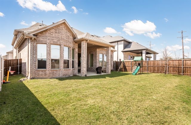 1812 Eric Metzger Way, Flower Mound, TX 75028