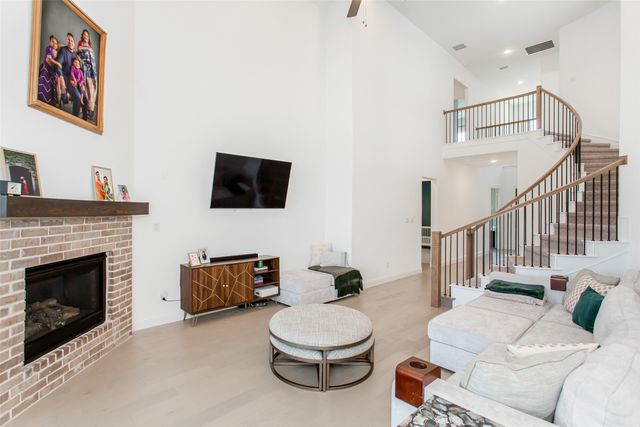 1812 Eric Metzger Way, Flower Mound, TX 75028