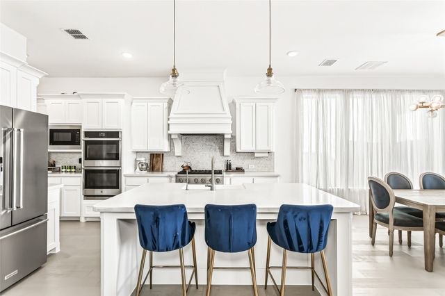 1812 Eric Metzger Way, Flower Mound, TX 75028