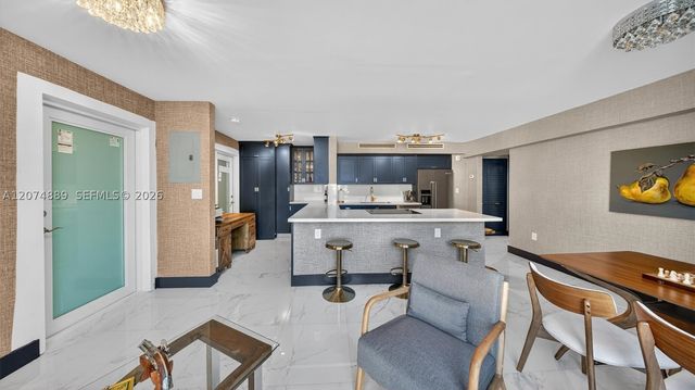 1400 Pennsylvania Ave 11, Miami Beach, FL 33139