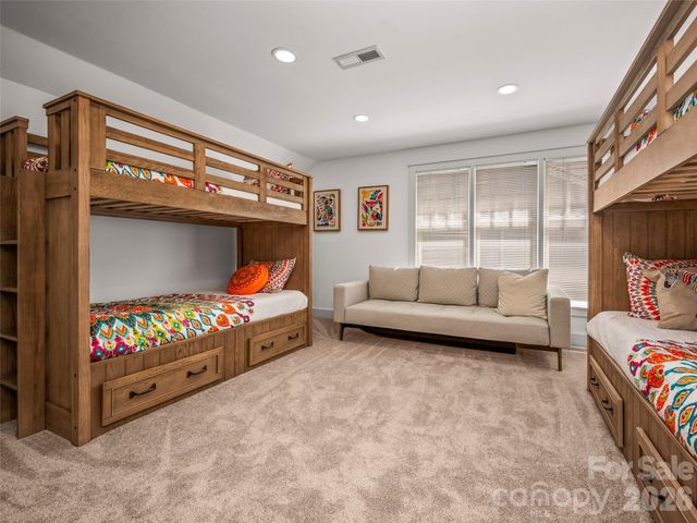 19 Lacoste Drive, Hendersonville, NC 28739