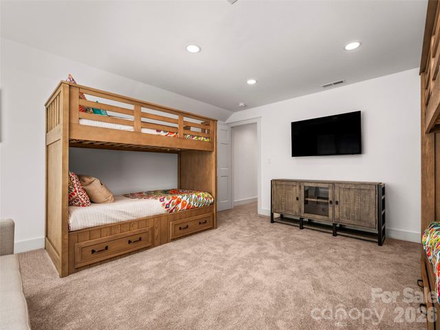19 Lacoste Drive, Hendersonville, NC 28739