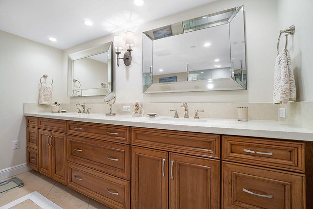 5080 N Ocean Drive 19d, Singer Island, FL 33404