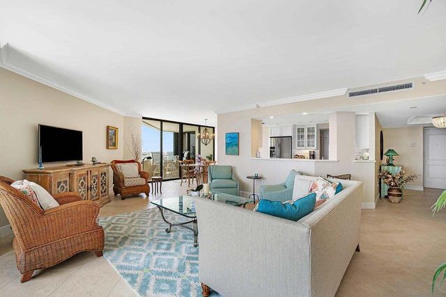 5080 N Ocean Drive 19d, Singer Island, FL 33404
