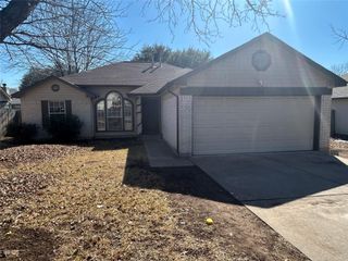 516 Jefferson LN, Georgetown, TX 78626