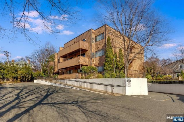 971 Bloomfield Avenue 12, Glen Ridge, NJ 07028