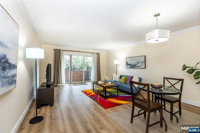 971 Bloomfield Avenue 12, Glen Ridge, NJ 07028