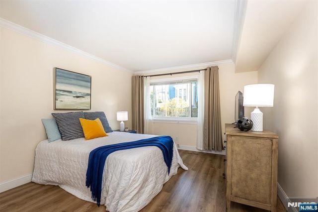 971 Bloomfield Avenue 12, Glen Ridge, NJ 07028