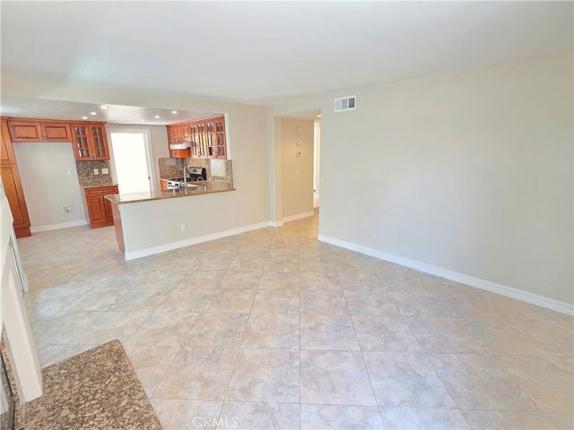 580 Calhoun, Corona, CA 92879