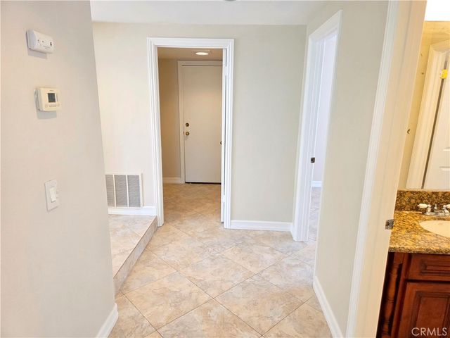 580 Calhoun, Corona, CA 92879