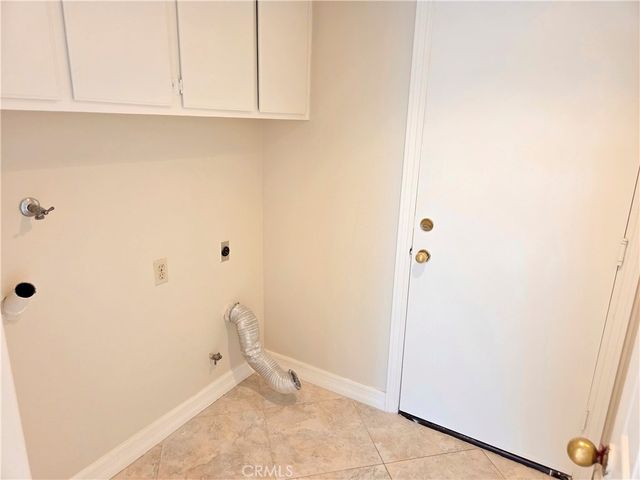 580 Calhoun, Corona, CA 92879