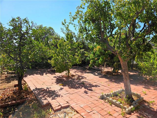 580 Calhoun, Corona, CA 92879