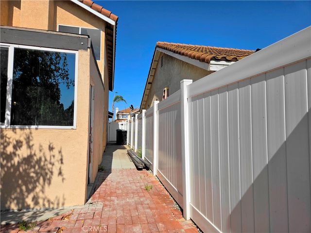 580 Calhoun, Corona, CA 92879