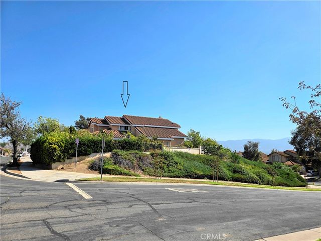 580 Calhoun, Corona, CA 92879