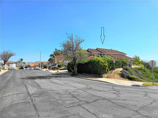 580 Calhoun, Corona, CA 92879
