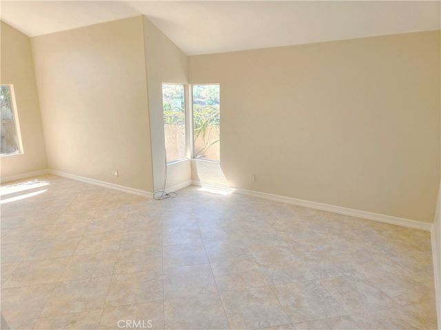 580 Calhoun, Corona, CA 92879
