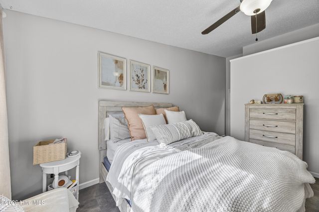 4138 Breezewood Drive Apt 201, Wilmington, NC 28412