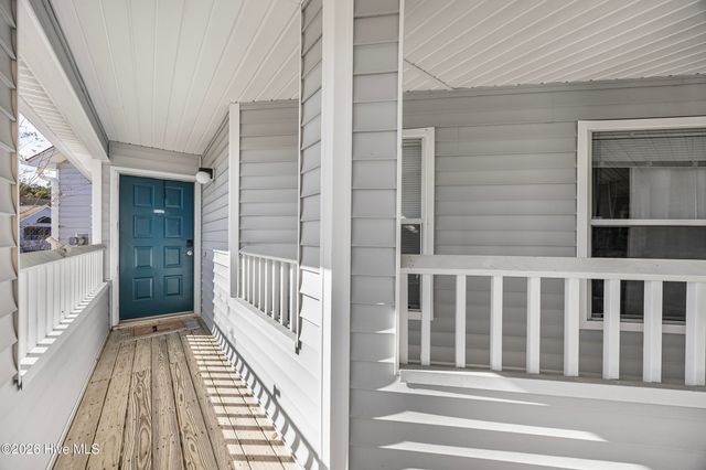 4138 Breezewood Drive Apt 201, Wilmington, NC 28412