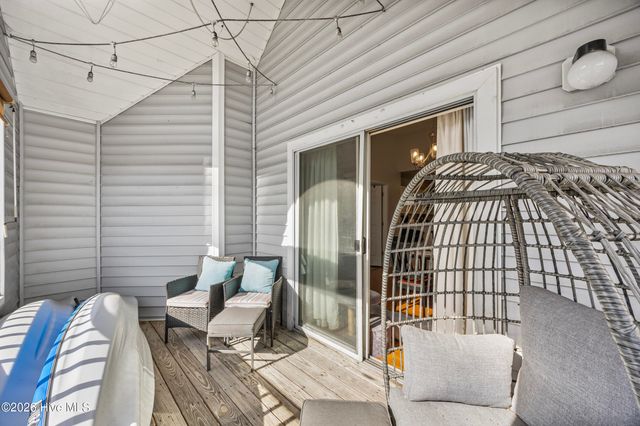 4138 Breezewood Drive Apt 201, Wilmington, NC 28412