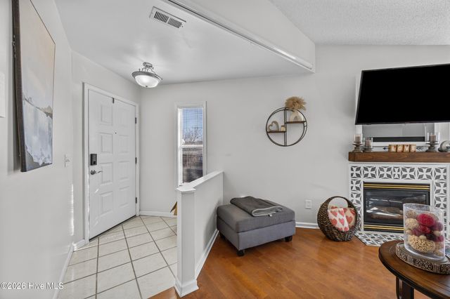 4138 Breezewood Drive Apt 201, Wilmington, NC 28412