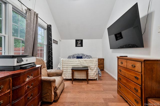 824 Lincoln Avenue, Bohemia, NY 11716