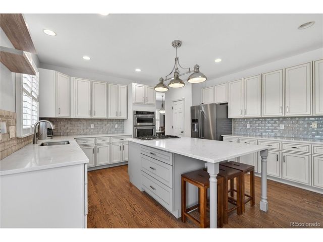 6047 S Ukraine St, Aurora, CO 80015