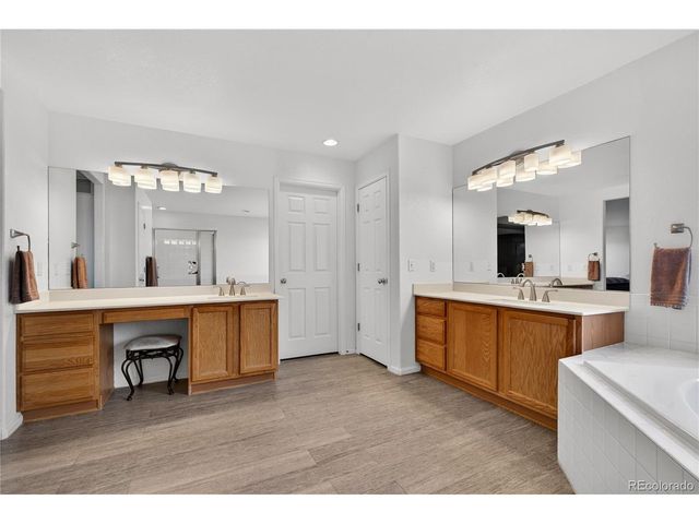 6047 S Ukraine St, Aurora, CO 80015