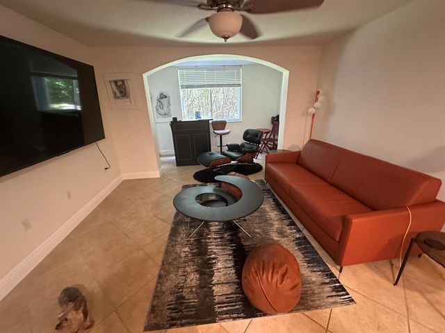 400 Scotia Drive 103, Hypoluxo, FL 33462