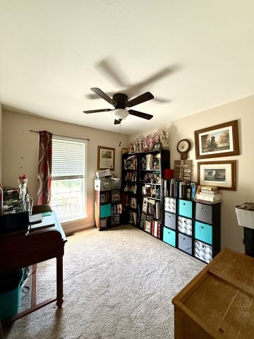 129 Clifton Rd, Lawrenceburg, TN 38464