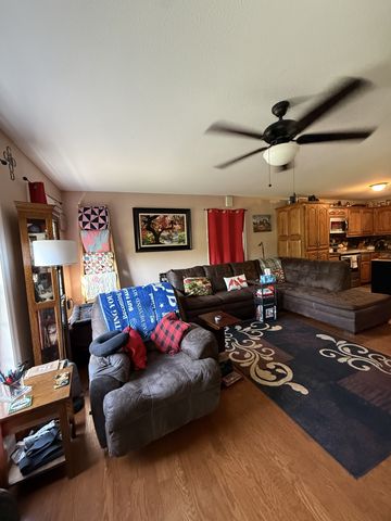 129 Clifton Rd, Lawrenceburg, TN 38464